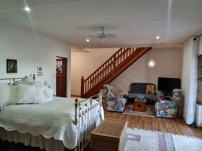 15 Bedroom Property for Sale in Aalwyndal Western Cape